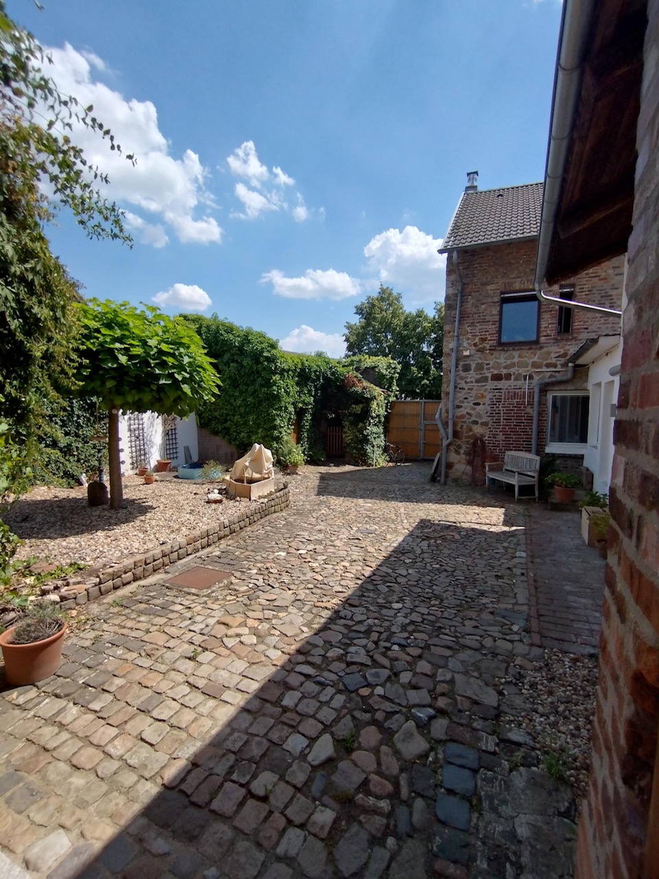 "Haus AK" Hofanlage Innenhof