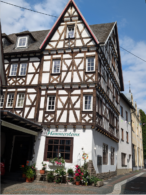53545 Linz am Rhein, MFH mit Gastronomie